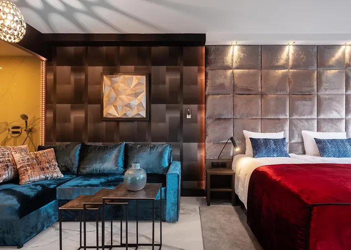 Art Penthouse With Jacuzzi - Center